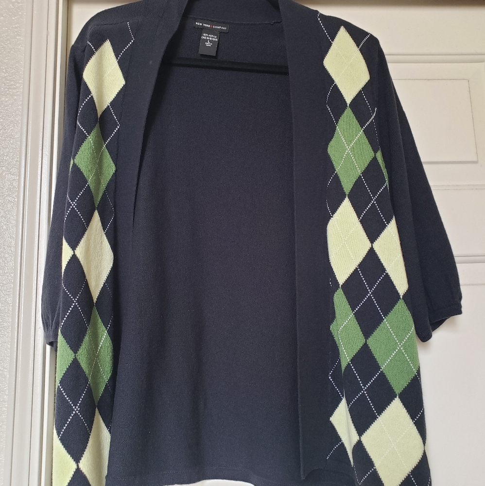 New York & Co Green Argyle Cardigan